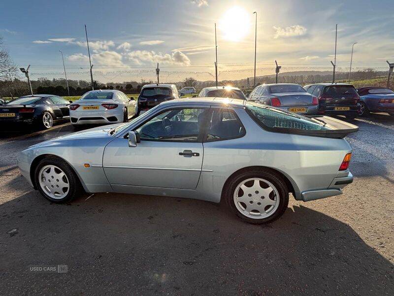 Sep 1989 Porsche 944 S2 FH 2dr 2+2
