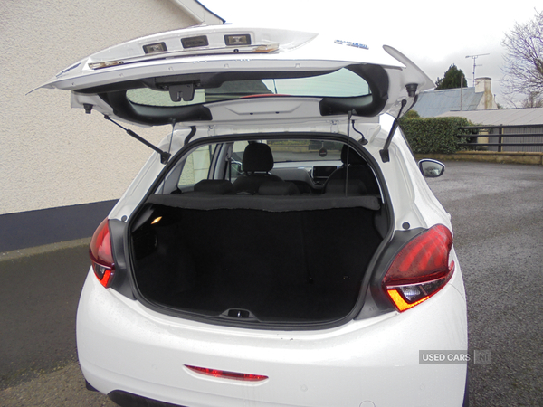 Peugeot 208 DIESEL HATCHBACK in Tyrone