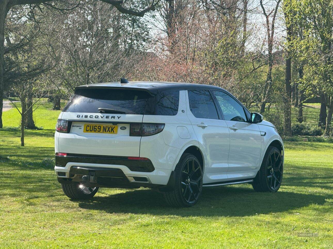 Oct 2019 Land Rover Discovery Sport 2.0 D150 R-Dynamic SE 5dr Auto