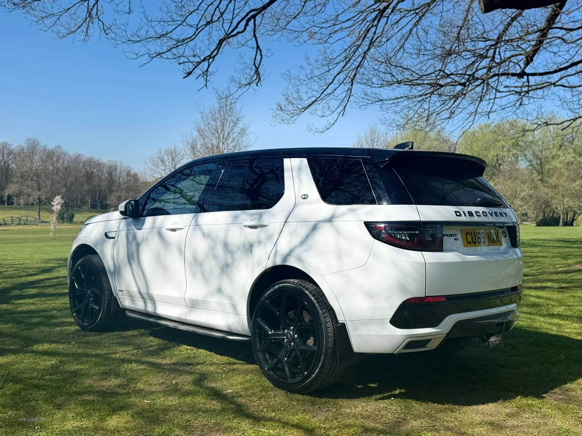 Oct 2019 Land Rover Discovery Sport 2.0 D150 R-Dynamic SE 5dr Auto