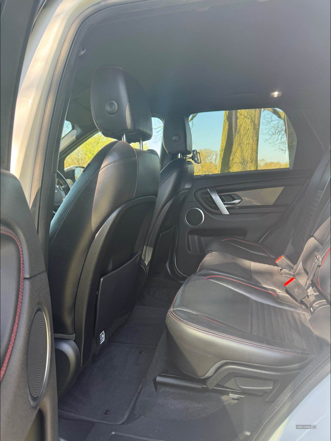 Oct 2019 Land Rover Discovery Sport 2.0 D150 R-Dynamic SE 5dr Auto