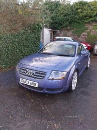 Audi TT COUPE in Down