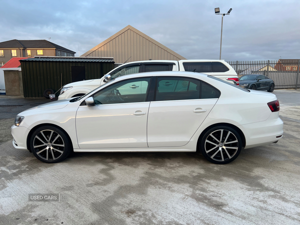 Volkswagen Jetta DIESEL SALOON in Antrim