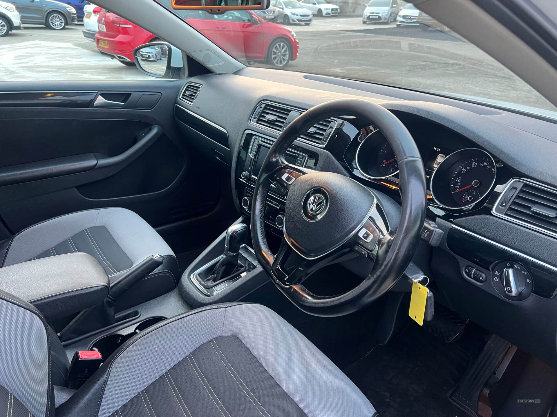 Volkswagen Jetta DIESEL SALOON in Antrim