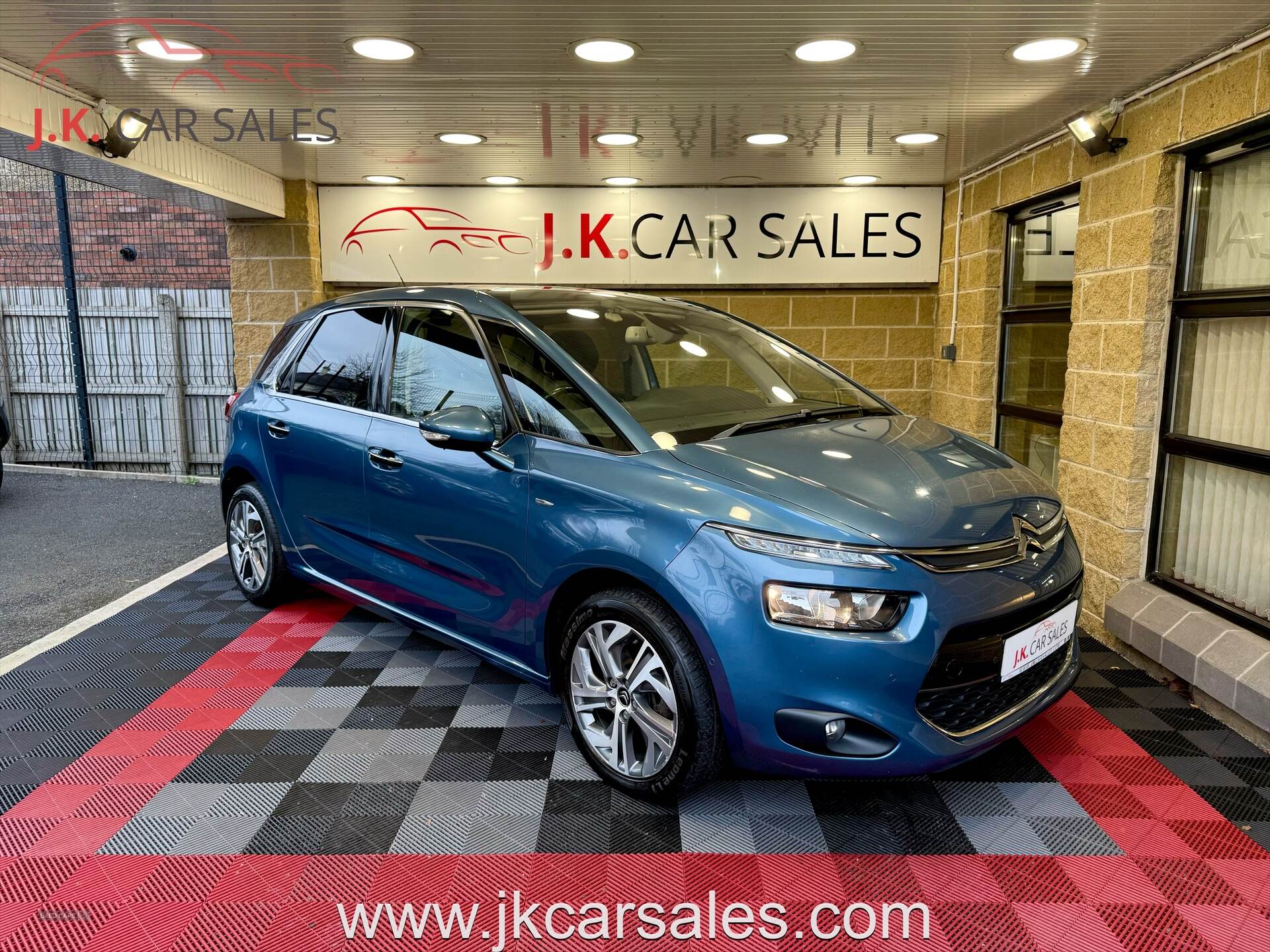 Citroen C4 Picasso DIESEL ESTATE in Tyrone