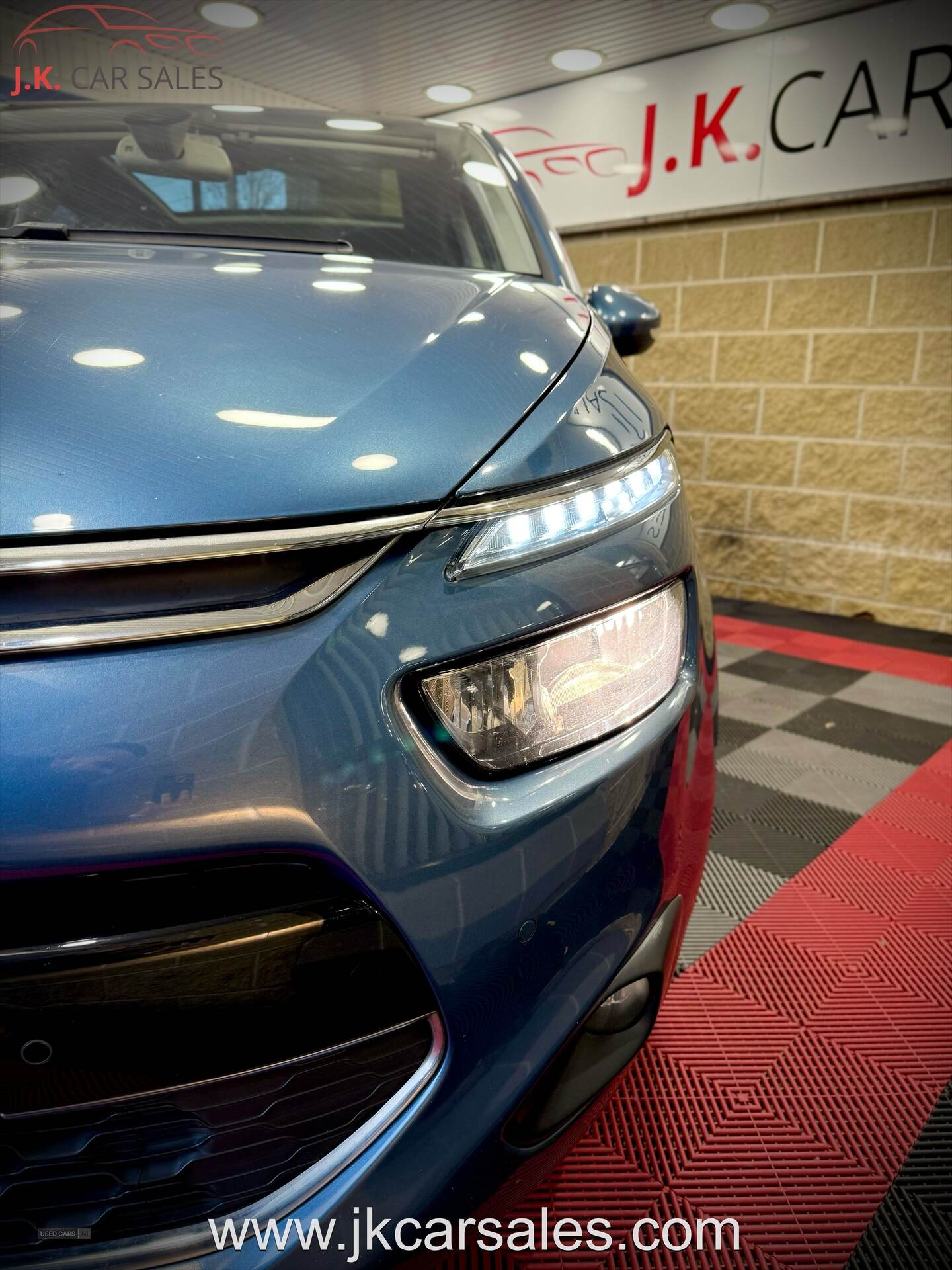 Citroen C4 Picasso DIESEL ESTATE in Tyrone