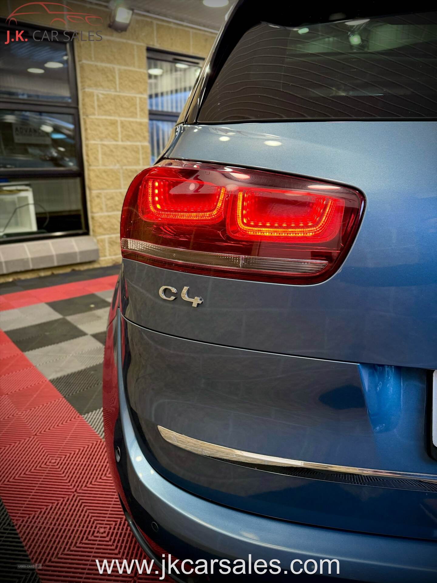 Citroen C4 Picasso DIESEL ESTATE in Tyrone