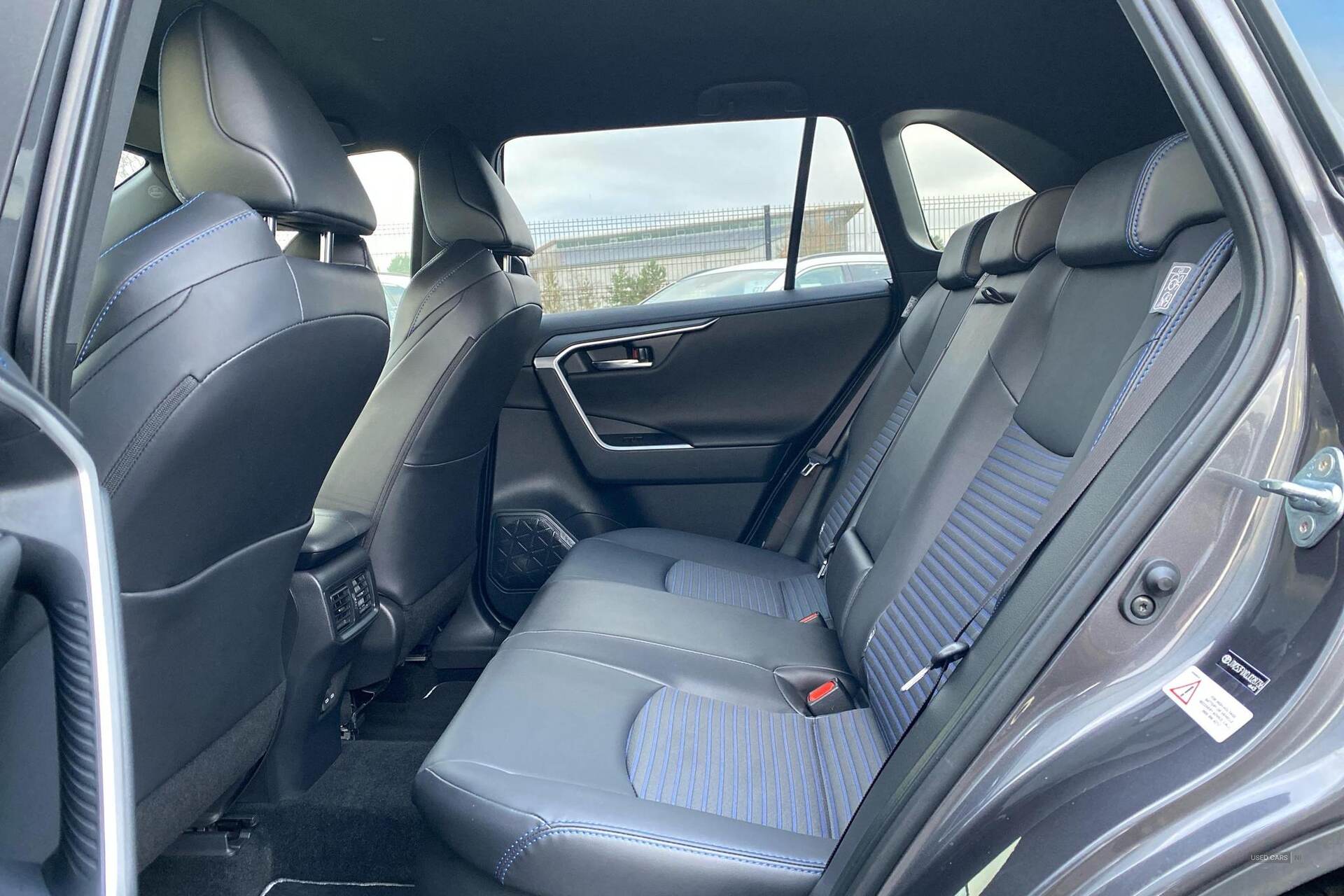 Nov 2023 Toyota RAV4 2.5 VVT-i Hybrid Dynamic 5dr CVT 2WD