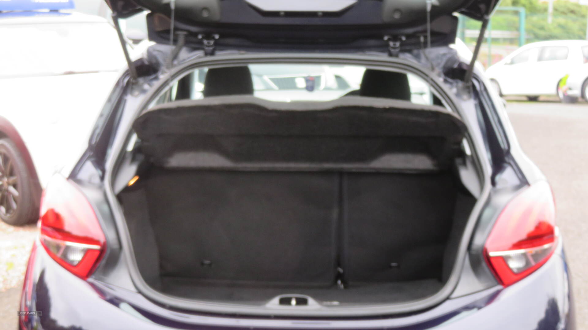 Peugeot 208 DIESEL HATCHBACK in Derry / Londonderry