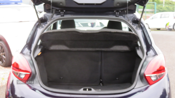 Peugeot 208 DIESEL HATCHBACK in Derry / Londonderry