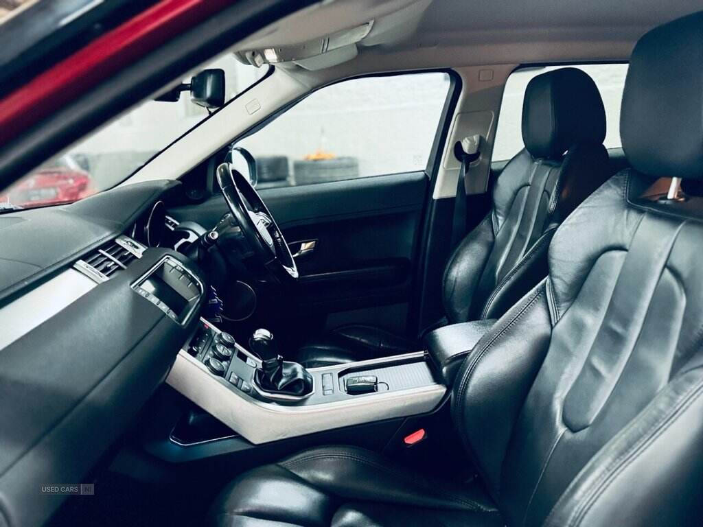 Jan 2015 Land Rover Range Rover Evoque 2.2 SD4 Pure 5dr