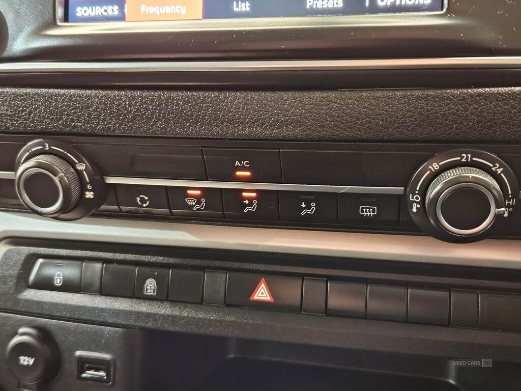 Nov 2021 Citroen Space Tourer 1.5 BlueHDi 120 Business M [8 Seat] 5dr