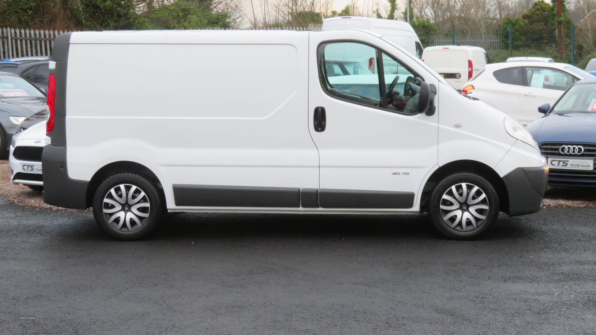 Renault Trafic SWB DIESEL in Derry / Londonderry