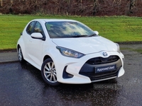 Toyota Yaris 1.5 VVT-h Icon E-CVT Euro 6 (s/s) 5dr in Antrim