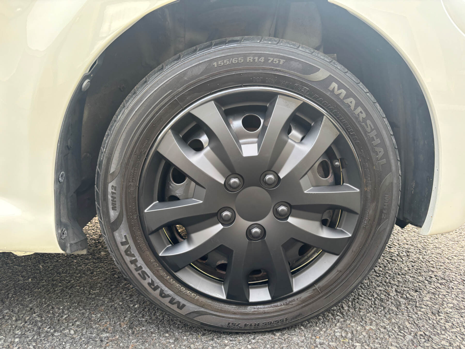 May 2013 Toyota Aygo 1.0 VVT-i + 5dr
