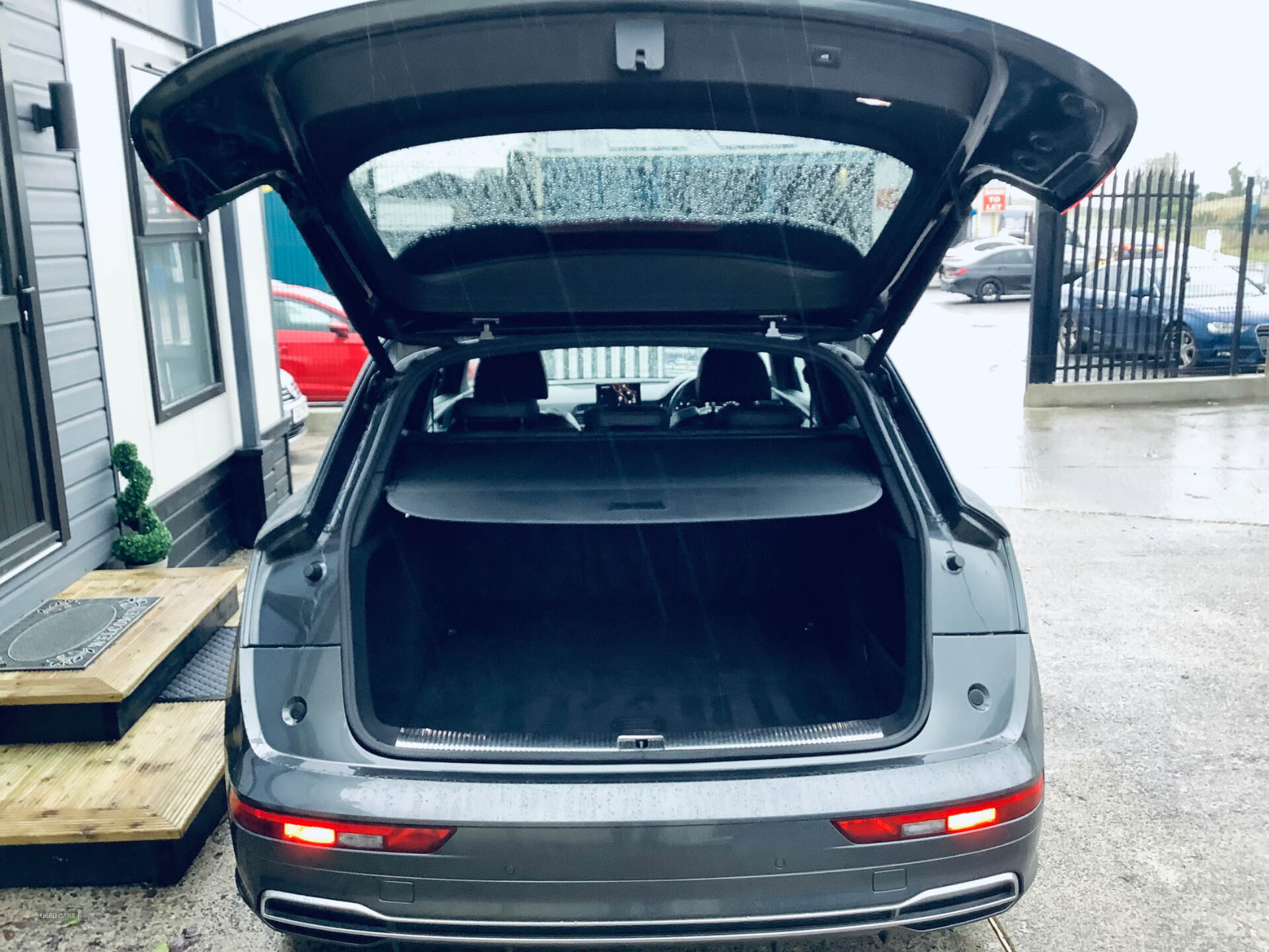 Audi Q5 DIESEL ESTATE in Down