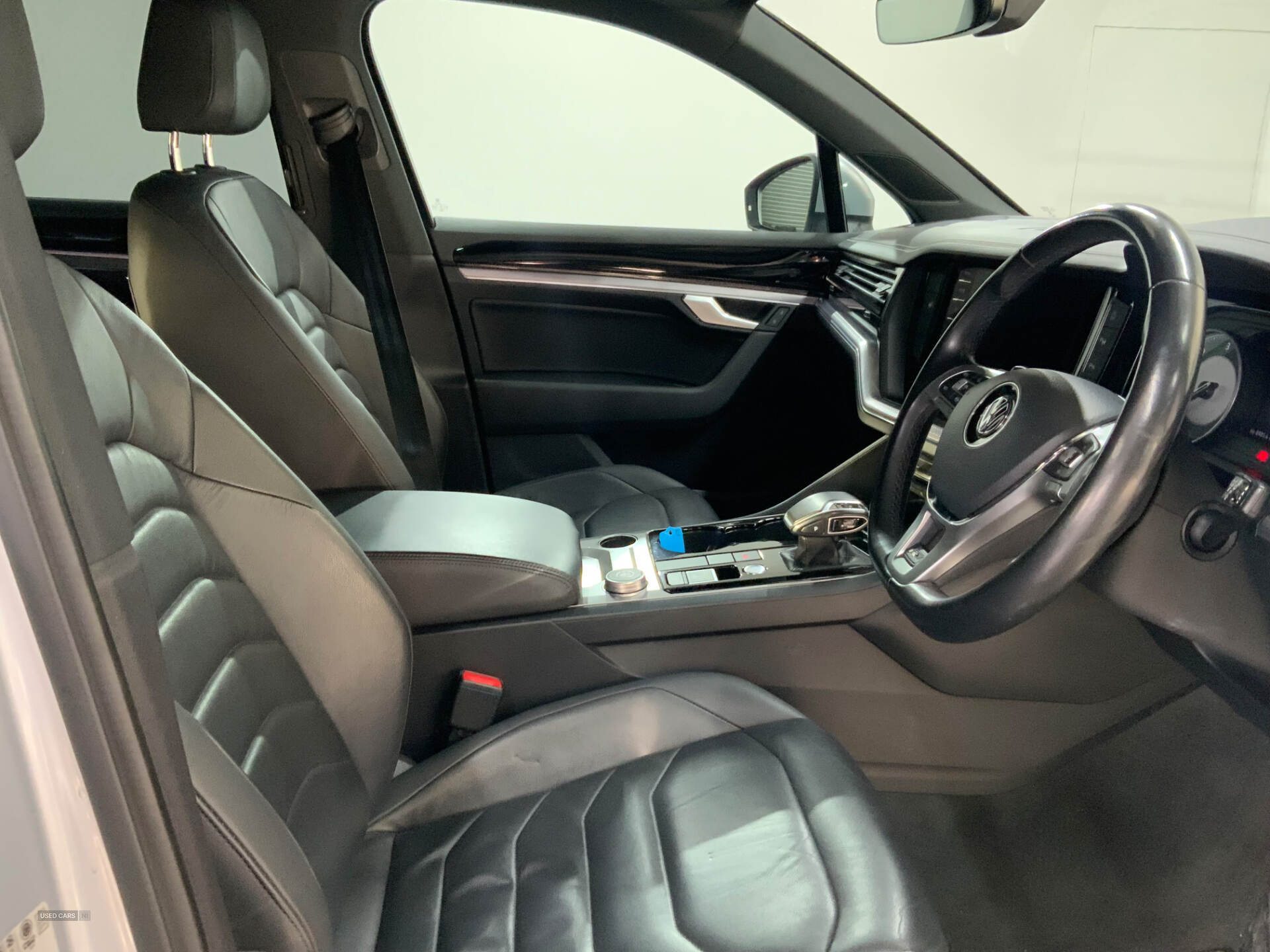 Oct 2018 Volkswagen Touareg 3.0 V6 TDI 4Motion R-Line 5dr Tip Auto