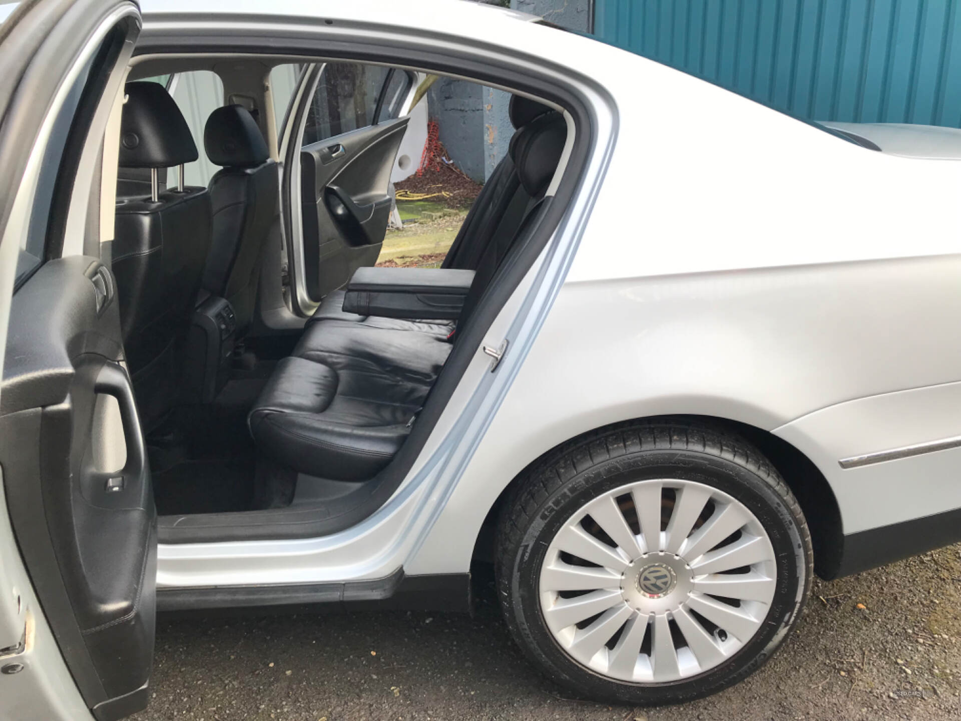 Volkswagen Passat DIESEL SALOON in Antrim