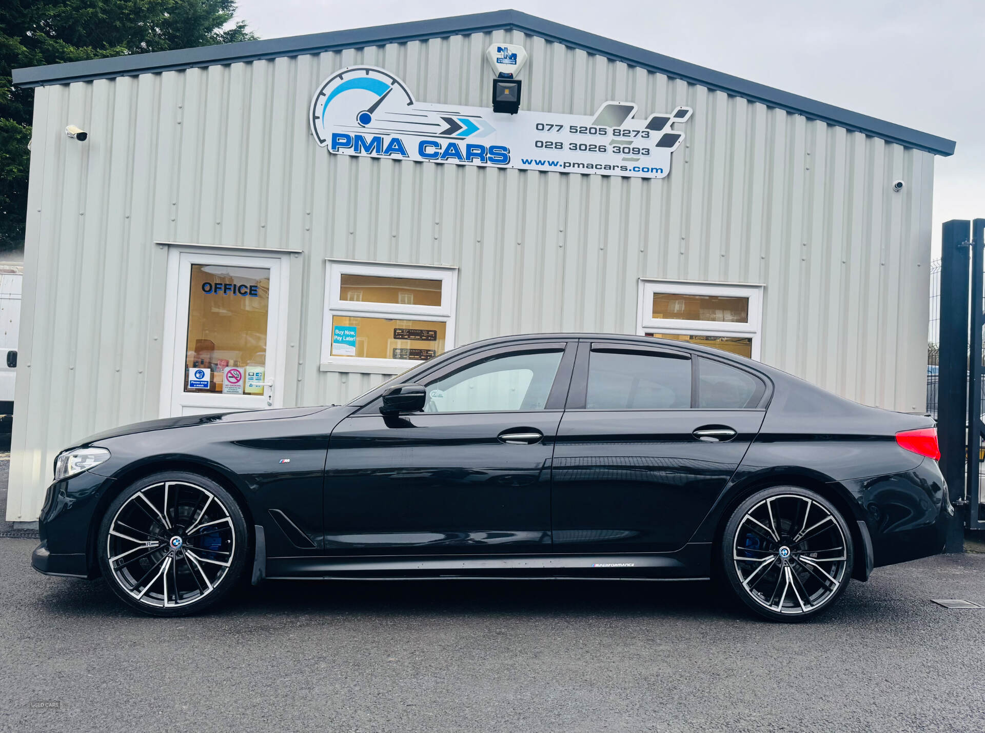 Apr 2017 BMW 5 Series 520d M Sport 4dr Auto