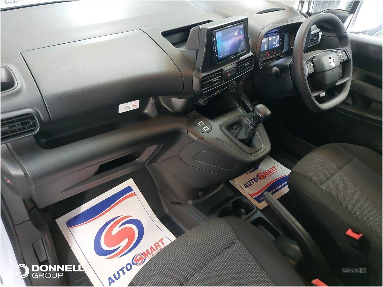 Dec 2024 Vauxhall Combo 1.5 Turbo D 100ps Prime H1 Crew Van