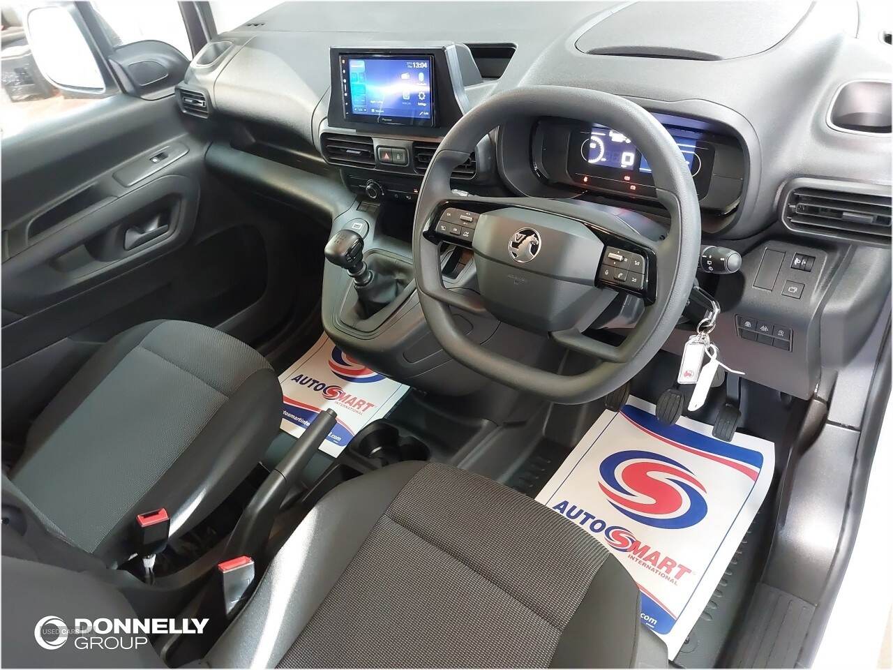 Dec 2024 Vauxhall Combo 1.5 Turbo D 100ps Prime H1 Crew Van