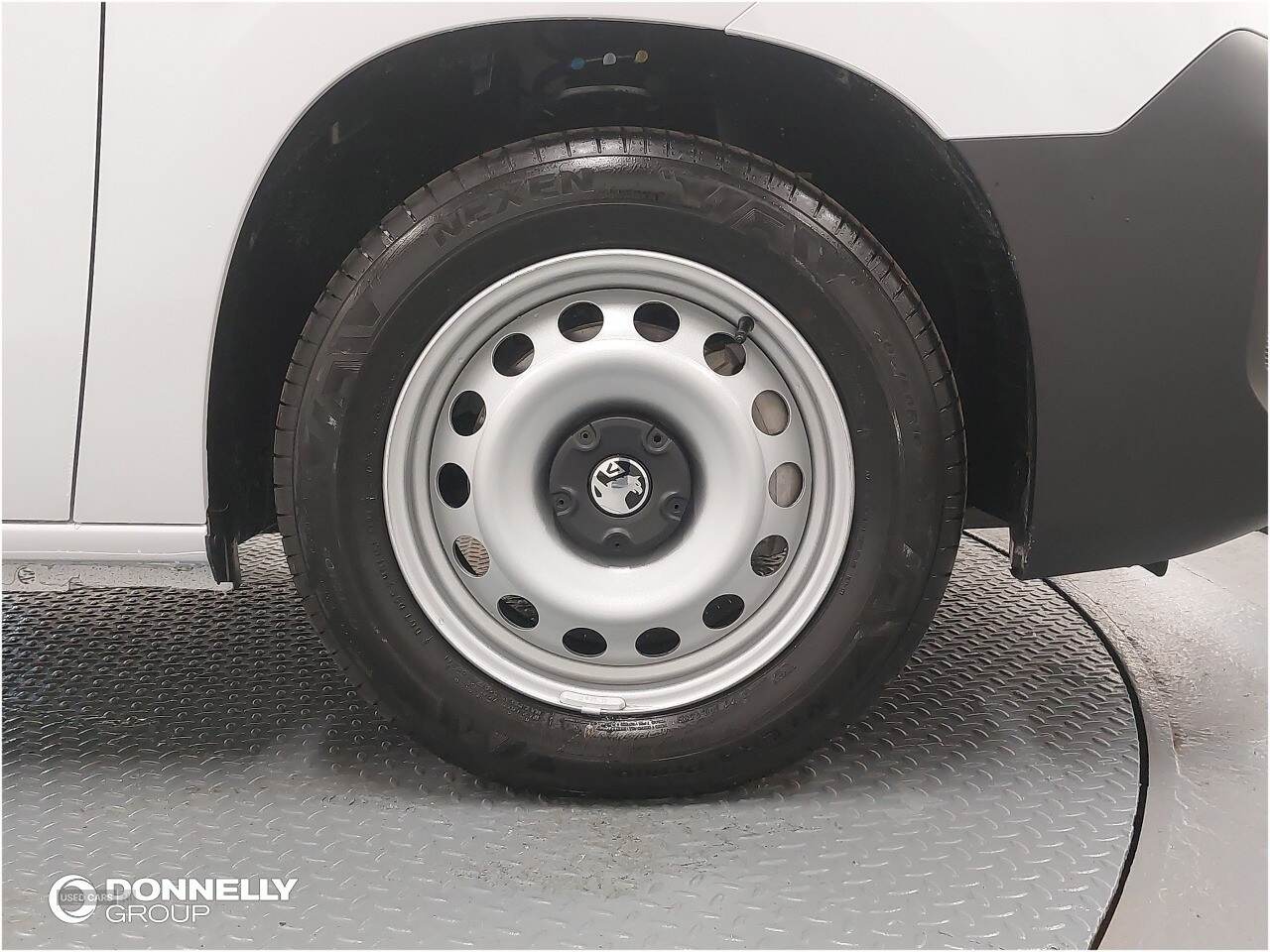 Dec 2024 Vauxhall Combo 1.5 Turbo D 100ps Prime H1 Crew Van