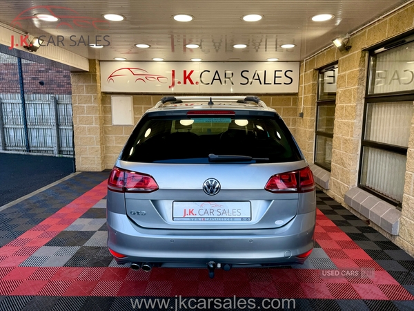 Volkswagen Golf DIESEL ESTATE in Tyrone