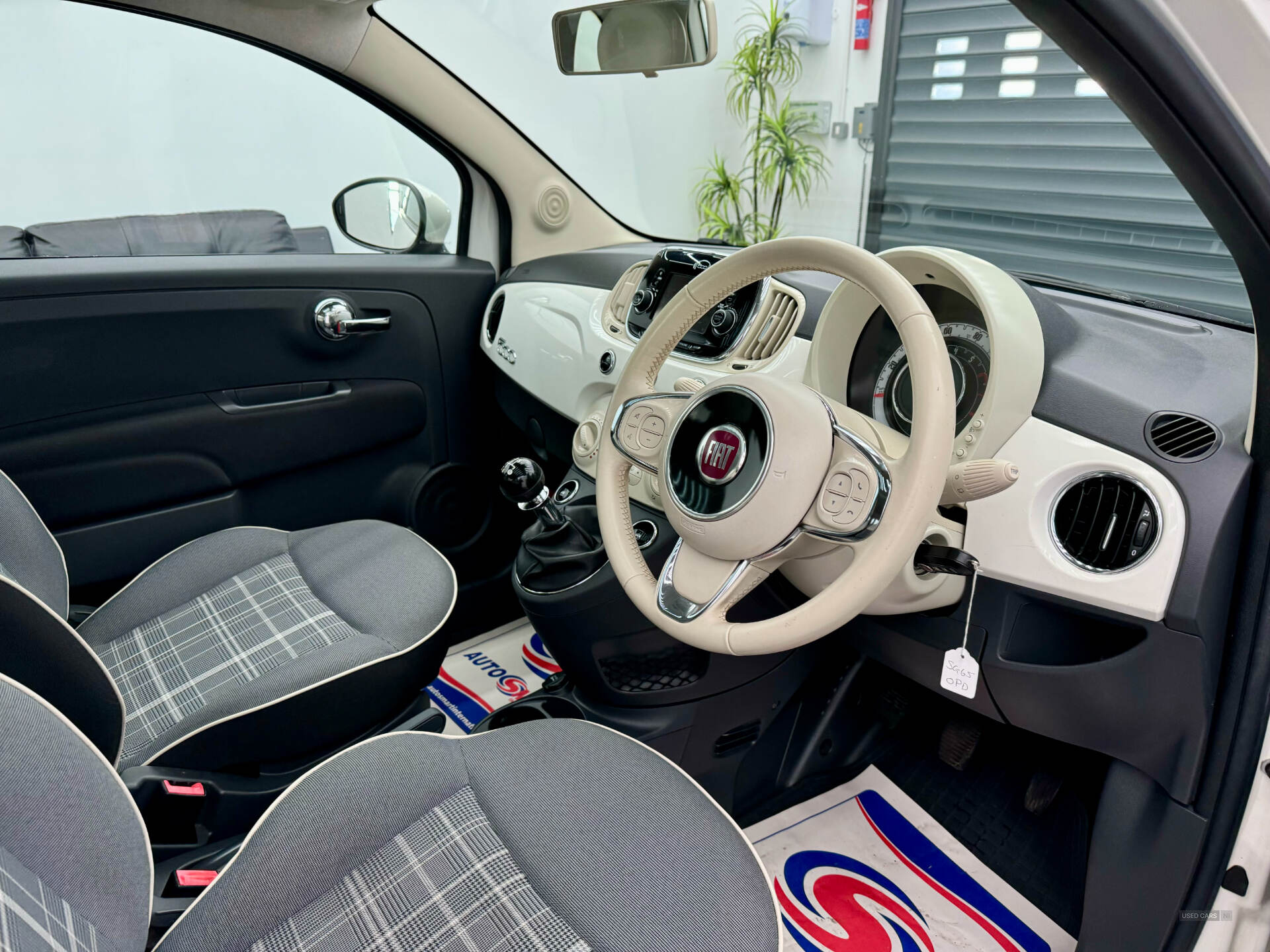 Fiat 500 HATCHBACK in Derry / Londonderry