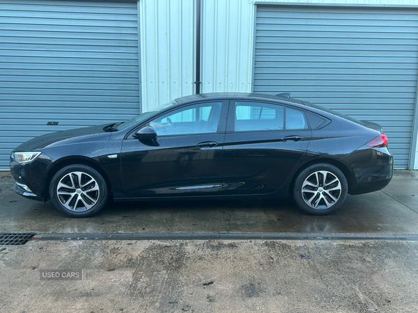 Vauxhall Insignia DIESEL GRAND SPORT in Tyrone