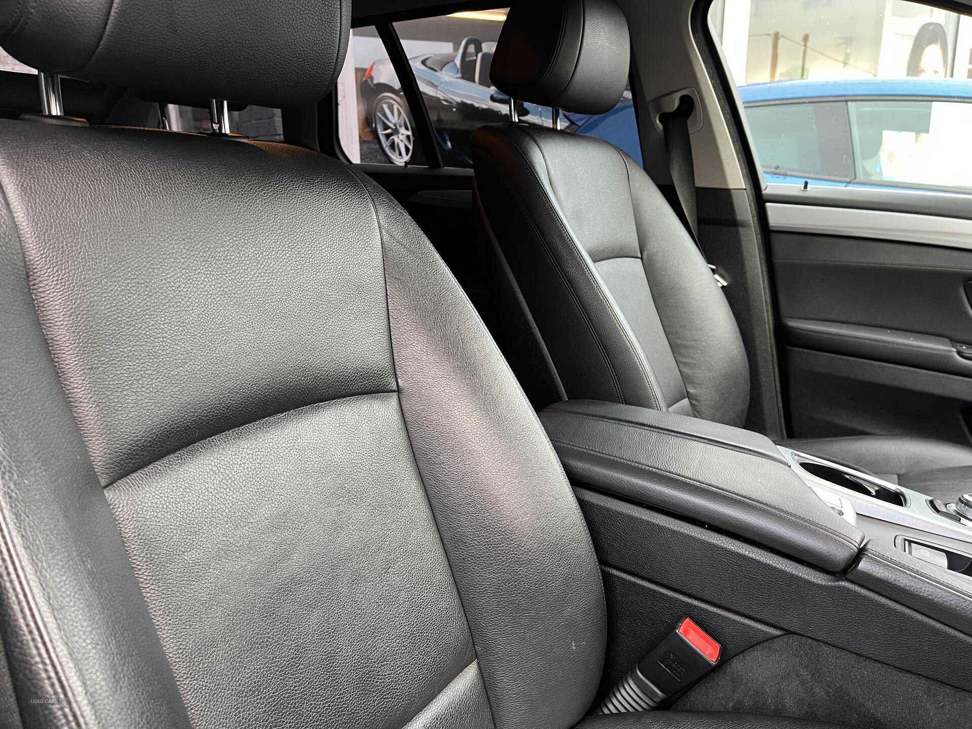 Nov 2013 BMW 5 Series 520d SE 5dr