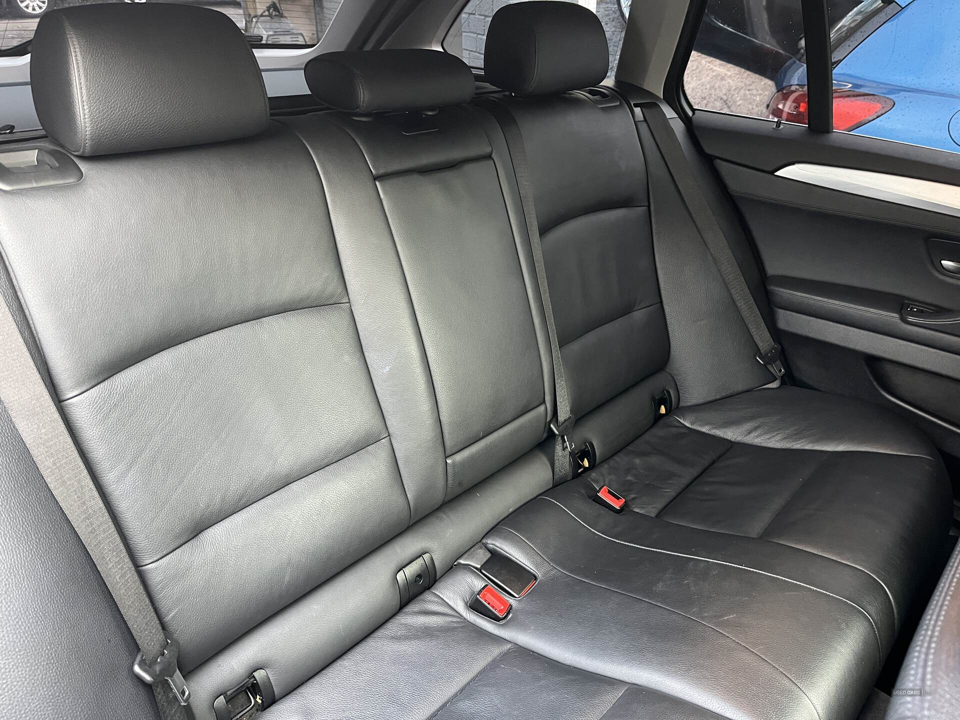 Nov 2013 BMW 5 Series 520d SE 5dr