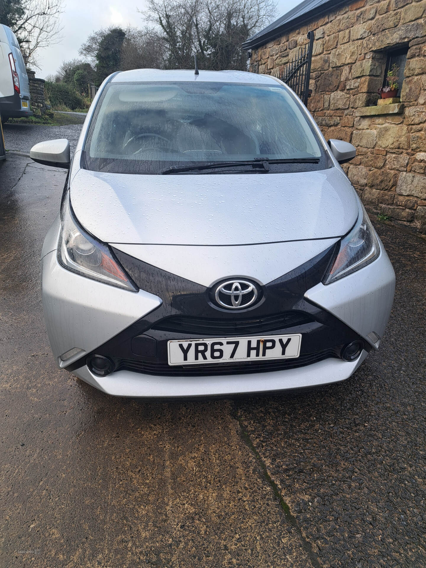 Sep 2017 Toyota Aygo 1.0 VVT-i X-Play 5dr
