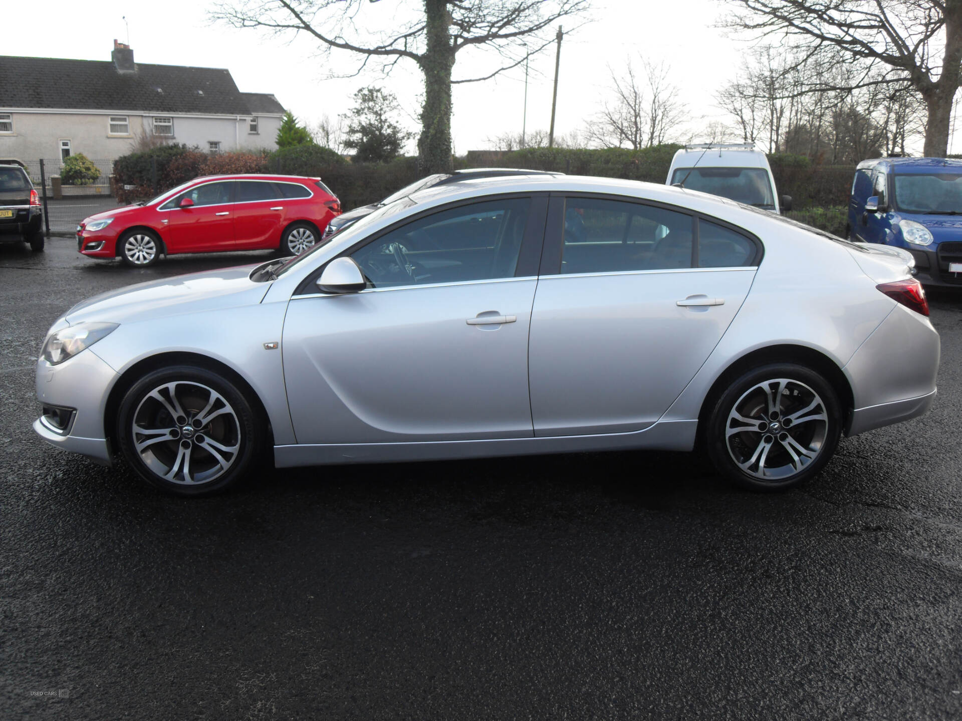 Vauxhall Insignia DIESEL HATCHBACK in Derry / Londonderry