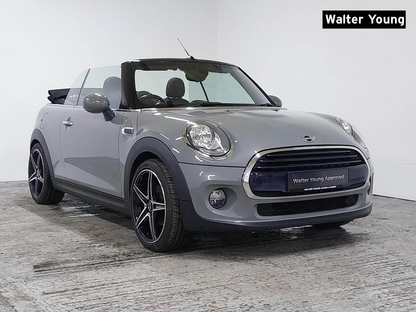 Mar 2017 MINI Convertible 1.5 Cooper 2dr