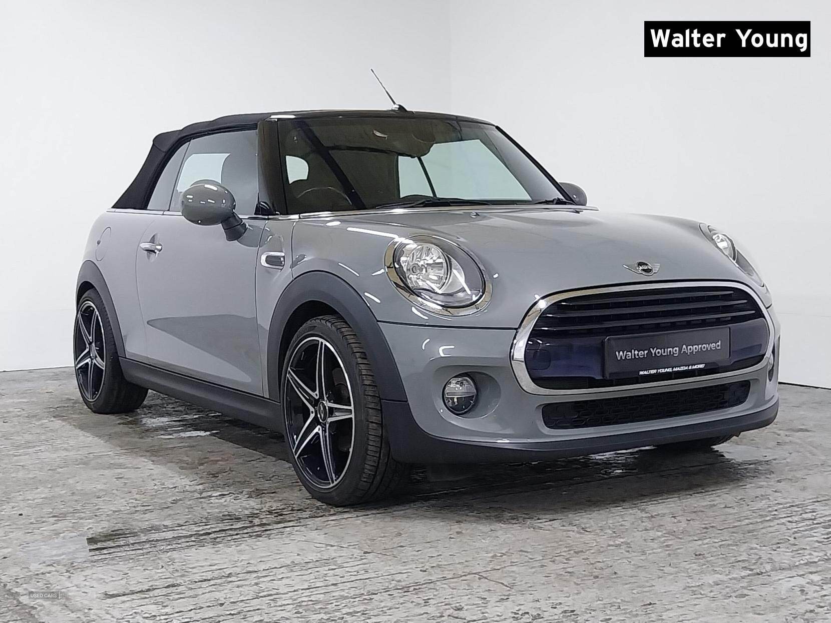 Mar 2017 MINI Convertible 1.5 Cooper 2dr