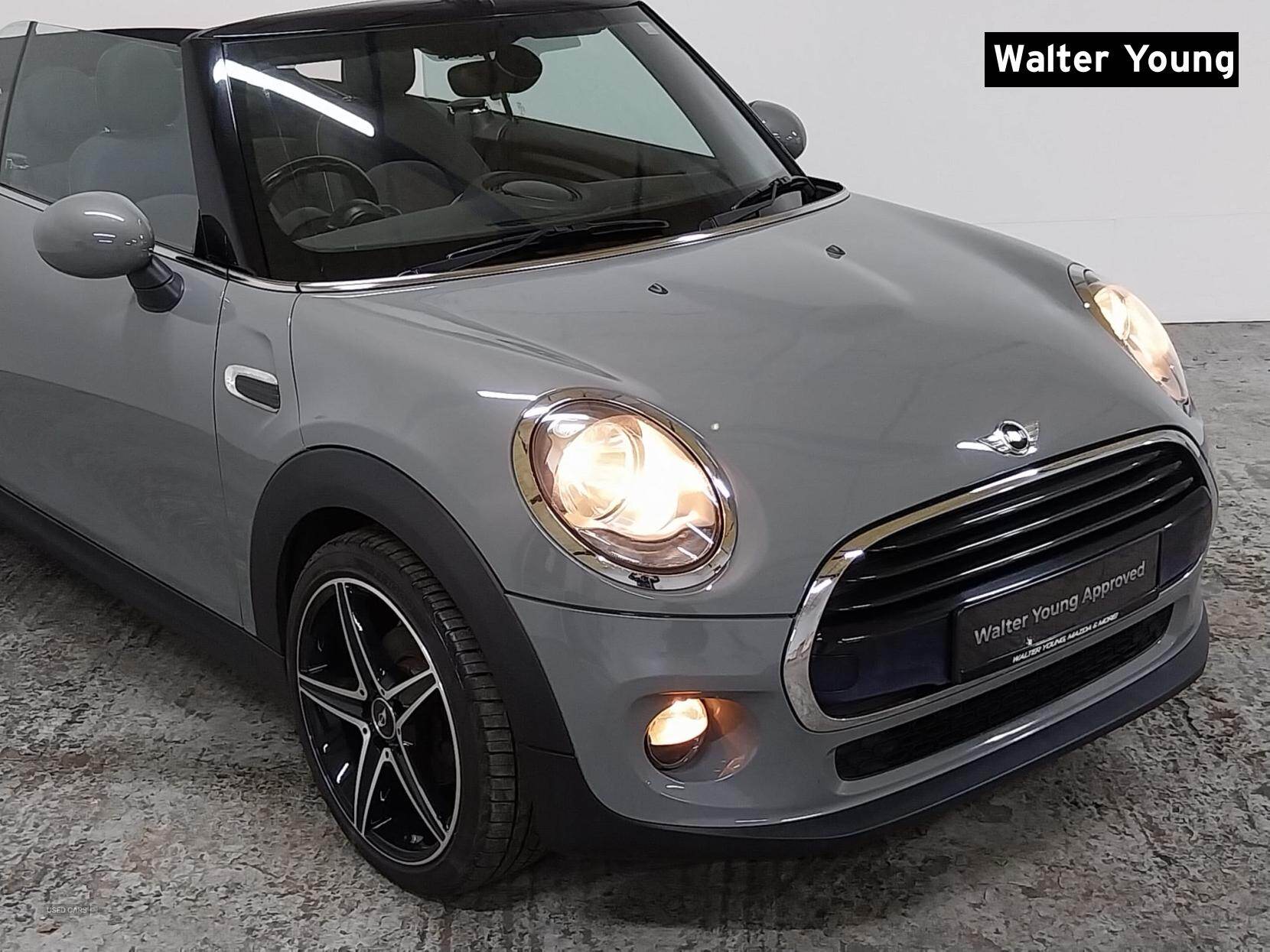 Mar 2017 MINI Convertible 1.5 Cooper 2dr