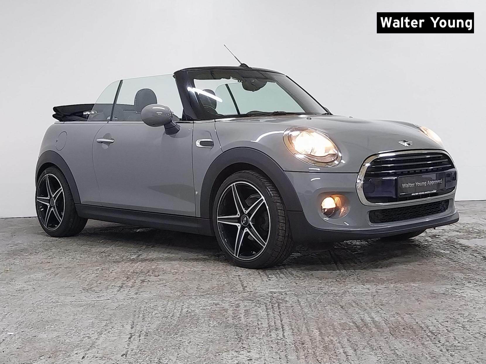 Mar 2017 MINI Convertible 1.5 Cooper 2dr