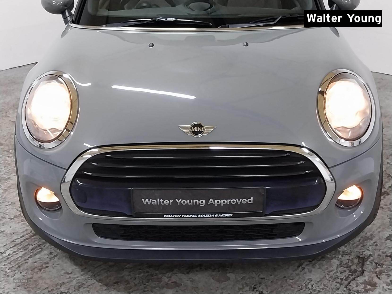Mar 2017 MINI Convertible 1.5 Cooper 2dr