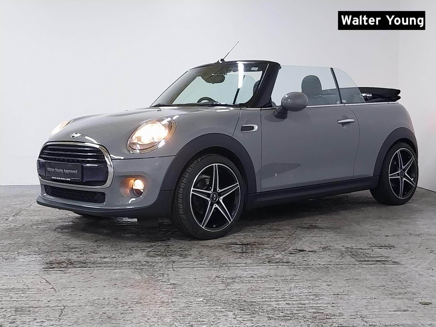 Mar 2017 MINI Convertible 1.5 Cooper 2dr