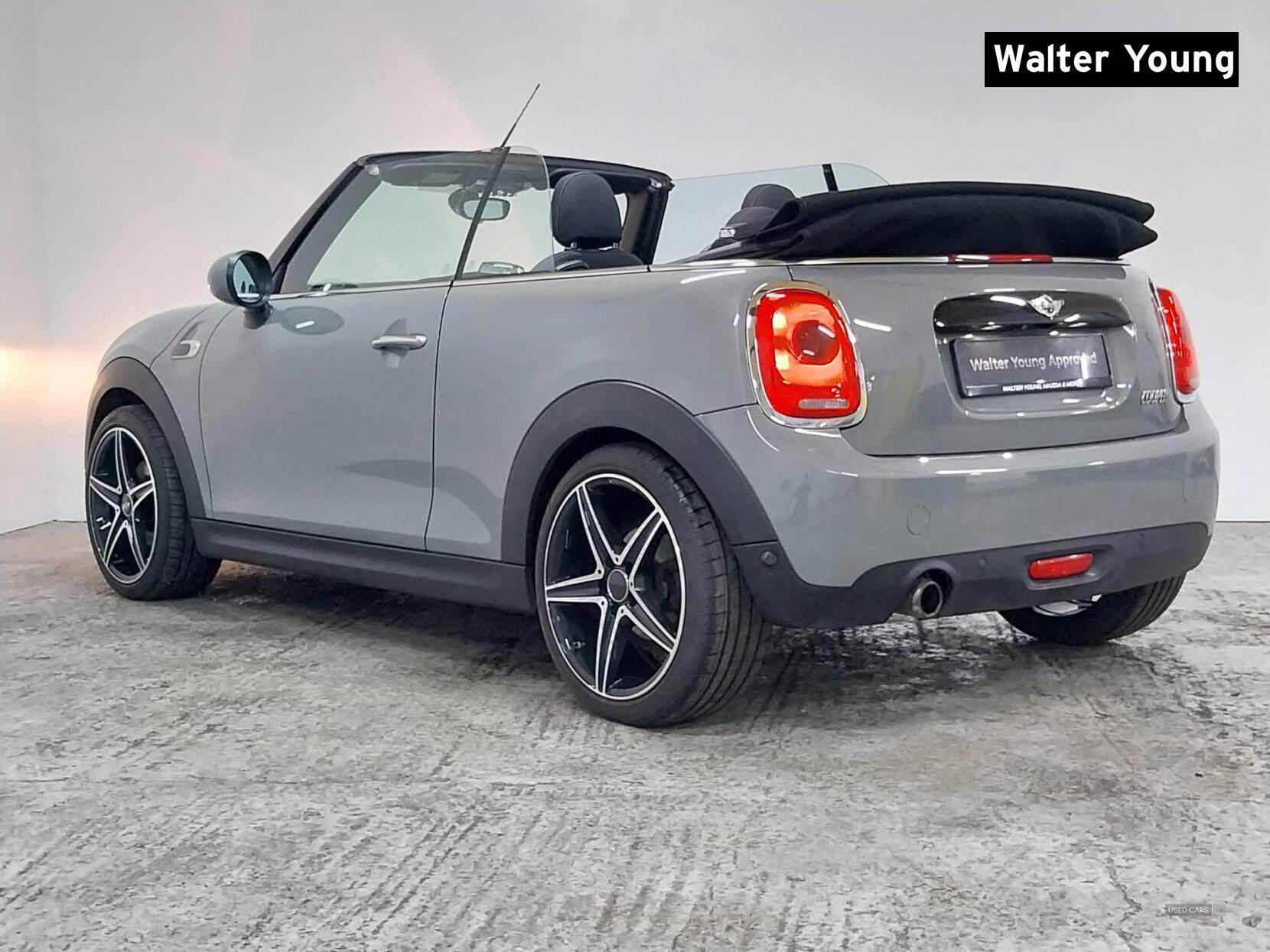 Mar 2017 MINI Convertible 1.5 Cooper 2dr