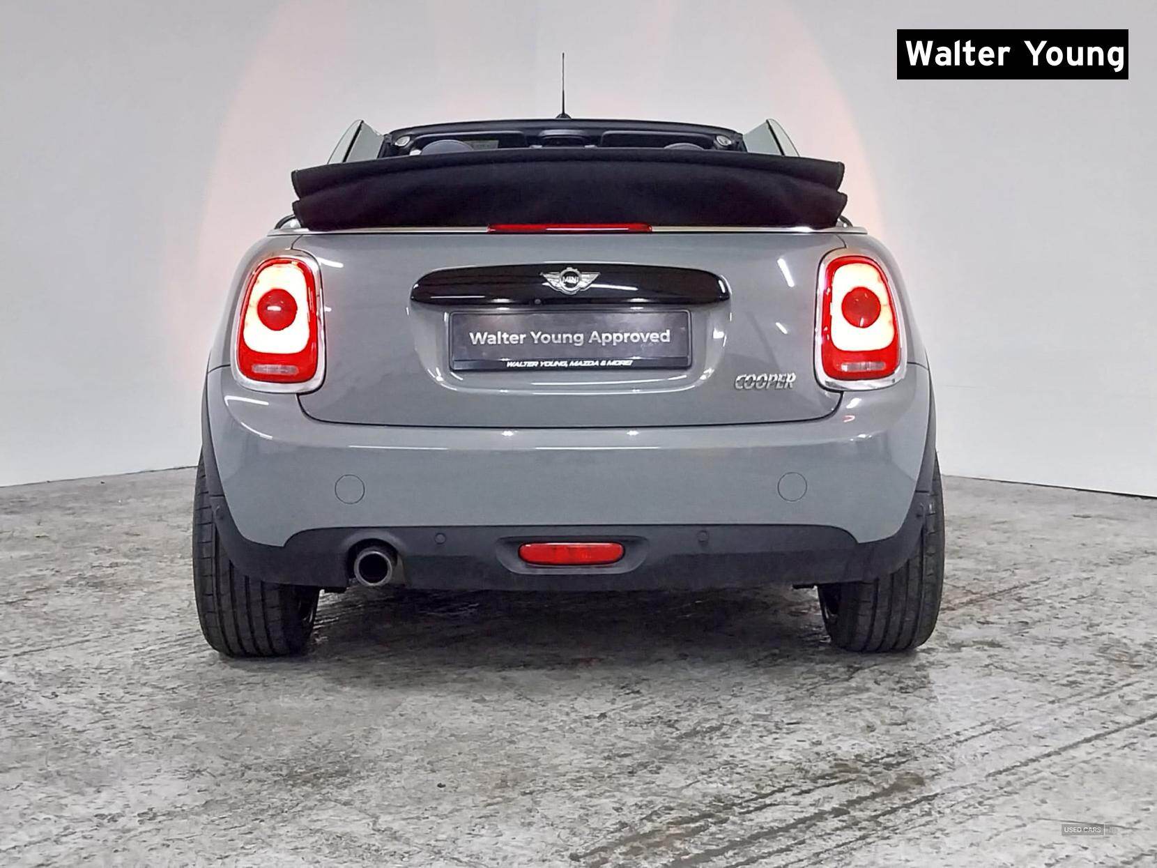 Mar 2017 MINI Convertible 1.5 Cooper 2dr