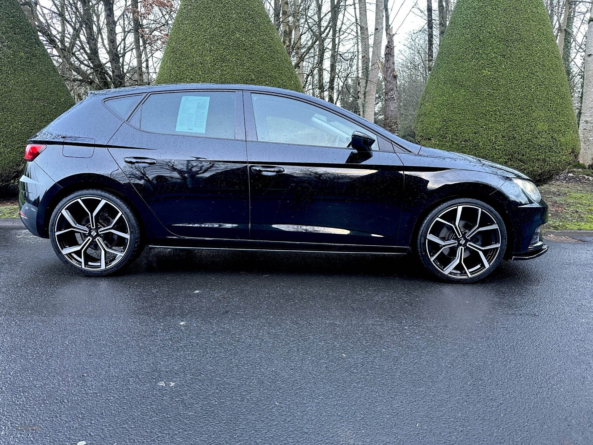 Seat Leon DIESEL HATCHBACK in Derry / Londonderry