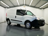 Vauxhall Combo 1.3 CDTi 2300 16v Temperature Controlled 3dr Diesel Manual FWD L1 H1 (133 g/km, 94 bhp) in Derry / Londonderry