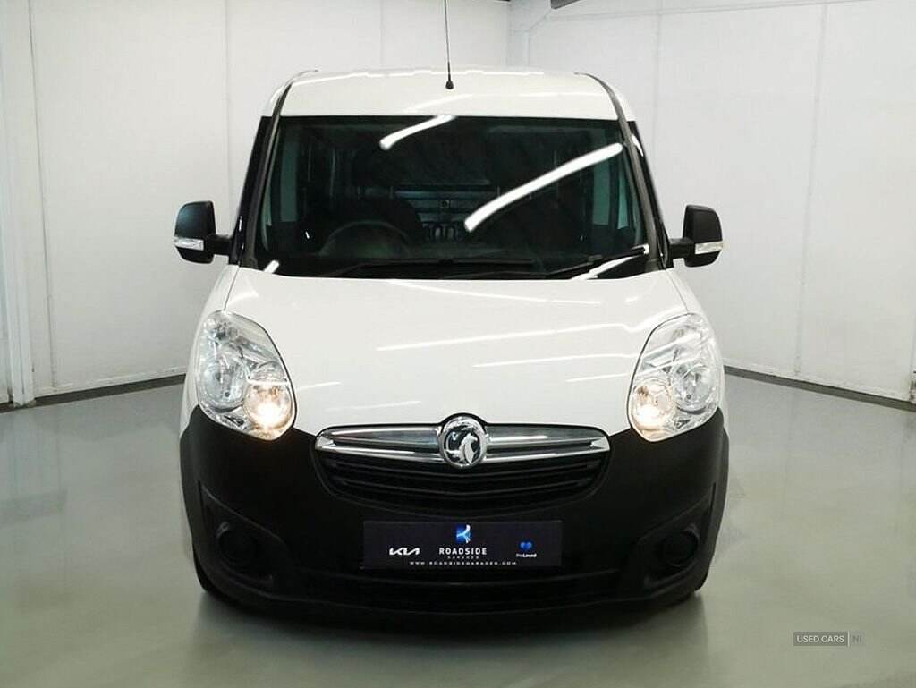 Nov 2017 Vauxhall Combo 2000 1.3 CDTI 16V 95ps H1 Van Euro 6 [Start Stop]