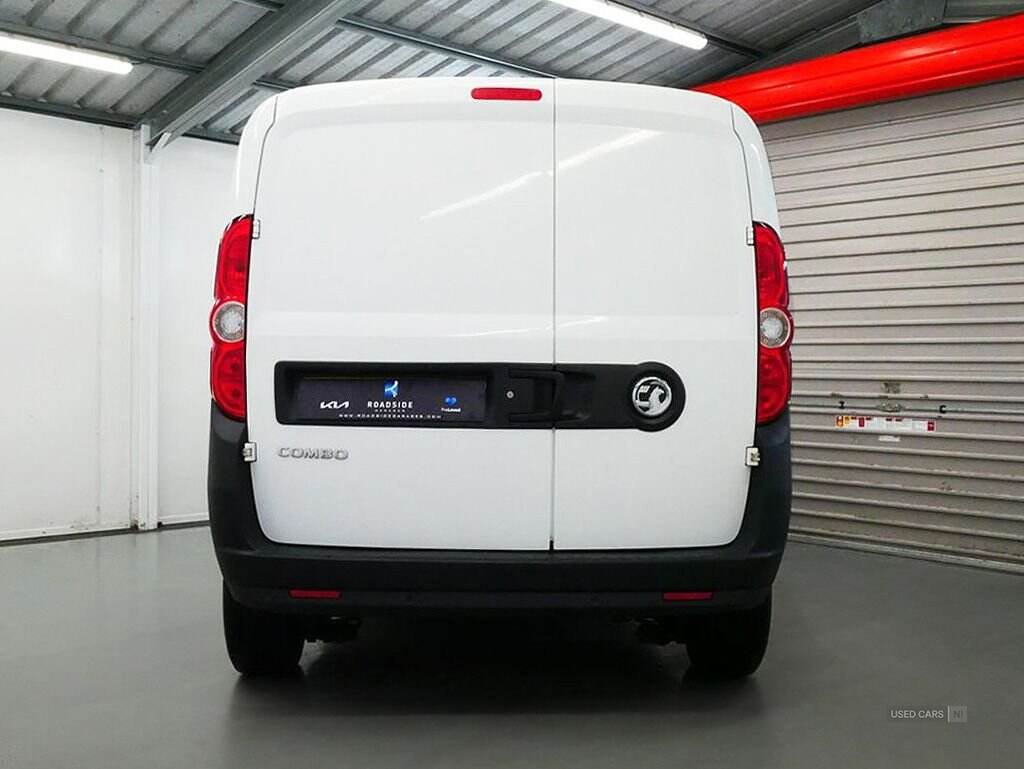 Nov 2017 Vauxhall Combo 2000 1.3 CDTI 16V 95ps H1 Van Euro 6 [Start Stop]