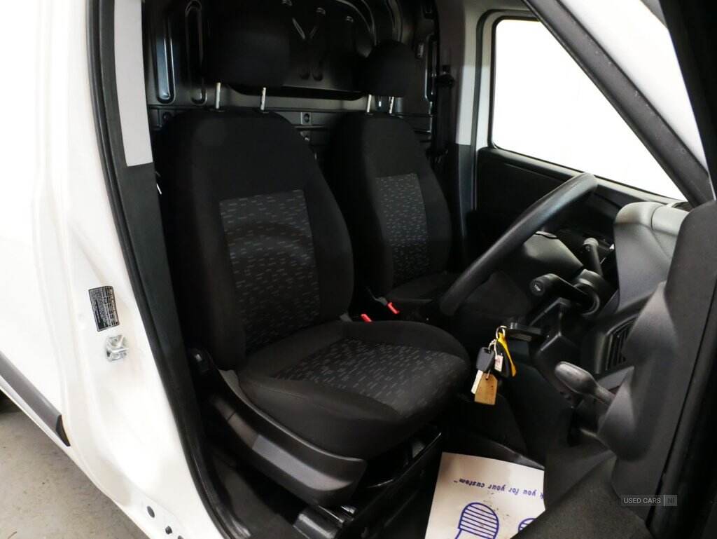Nov 2017 Vauxhall Combo 2000 1.3 CDTI 16V 95ps H1 Van Euro 6 [Start Stop]