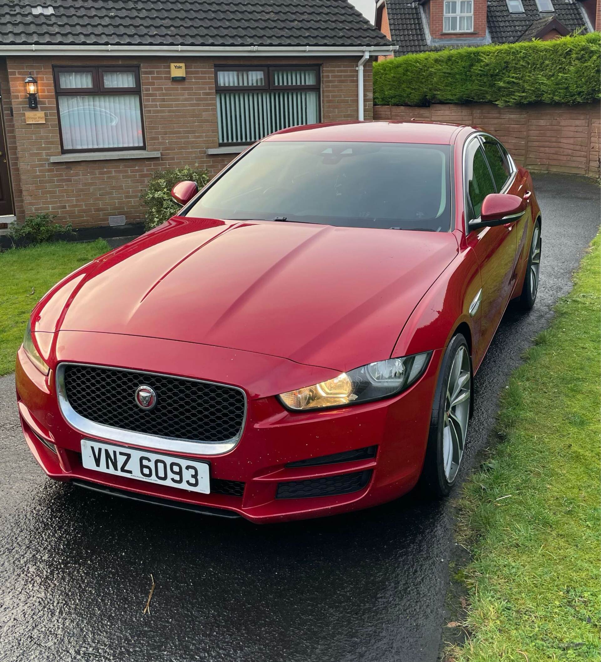 Nov 2015 Jaguar XE 2.0d SE 4dr