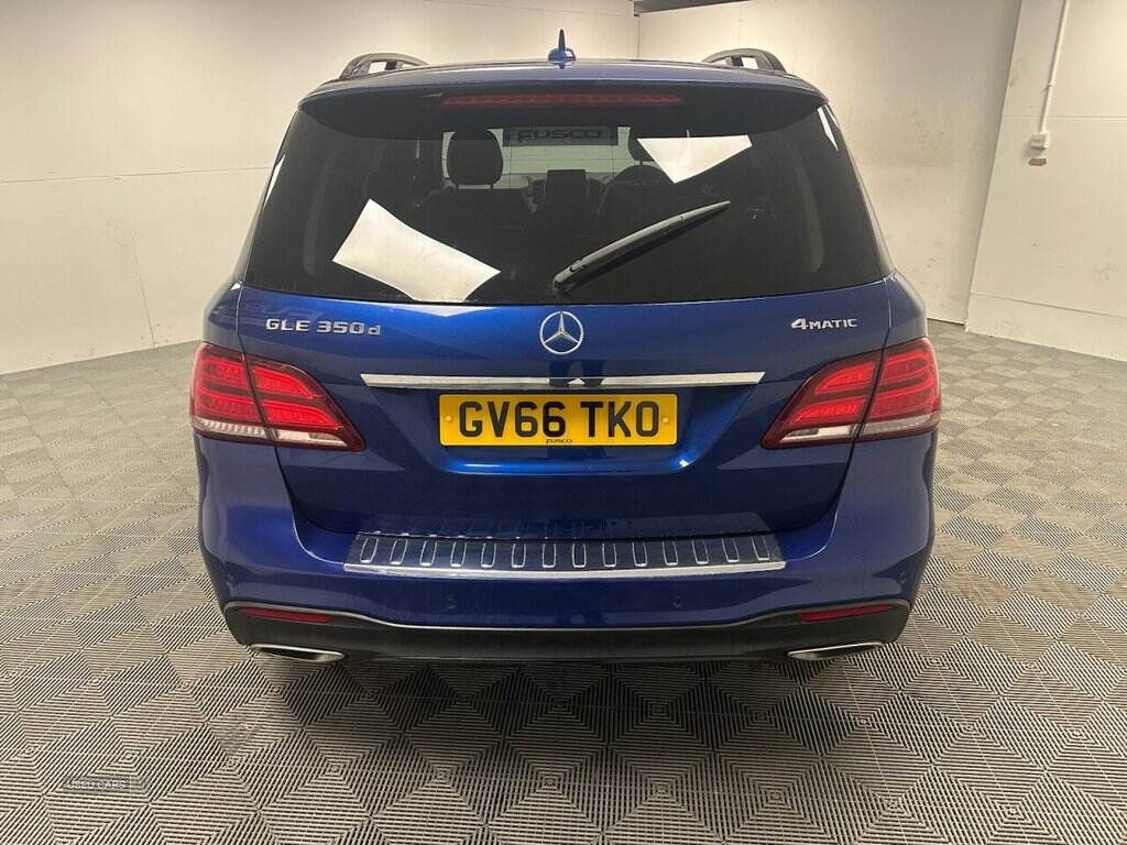Jan 2017 Mercedes-Benz GLE GLE 350d 4Matic AMG Line Premium 5dr 9G-Tronic