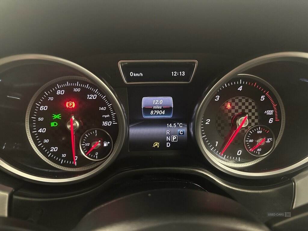 Jan 2017 Mercedes-Benz GLE GLE 350d 4Matic AMG Line Premium 5dr 9G-Tronic