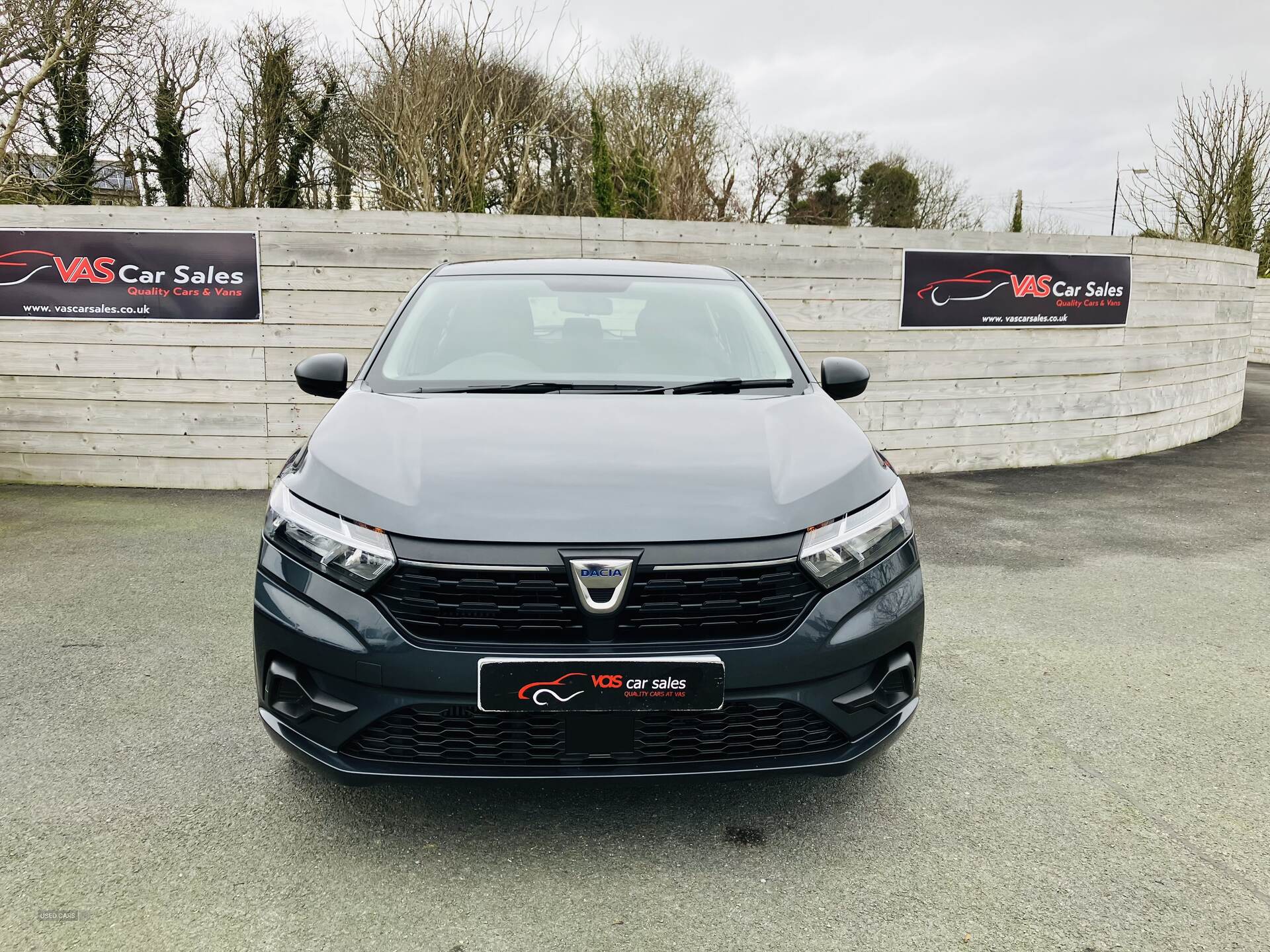 Dacia Sandero HATCHBACK in Down